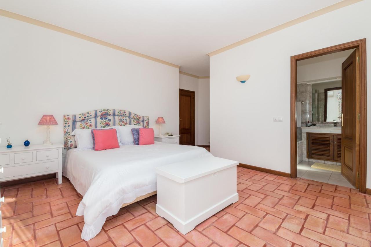 Peaceful 4Br Villa On Gramacho Golf Resort W/ Private Pool Lagoa  Luaran gambar