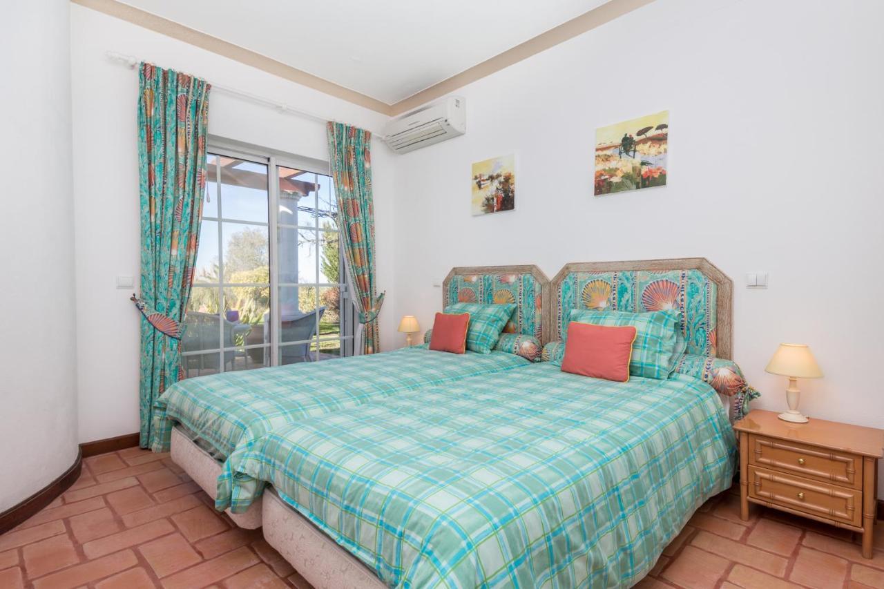 Peaceful 4Br Villa On Gramacho Golf Resort W/ Private Pool Lagoa  Luaran gambar
