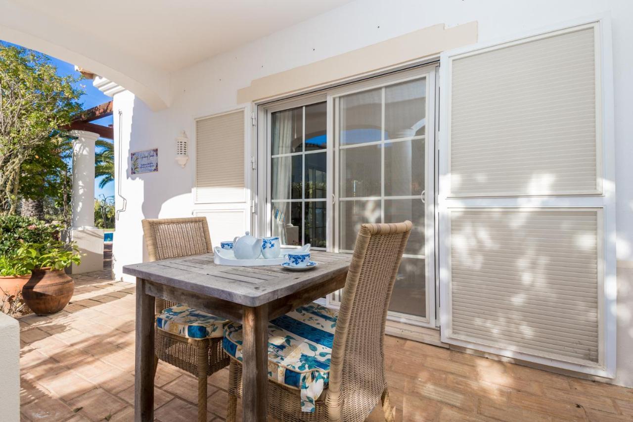 Peaceful 4Br Villa On Gramacho Golf Resort W/ Private Pool Lagoa  Luaran gambar