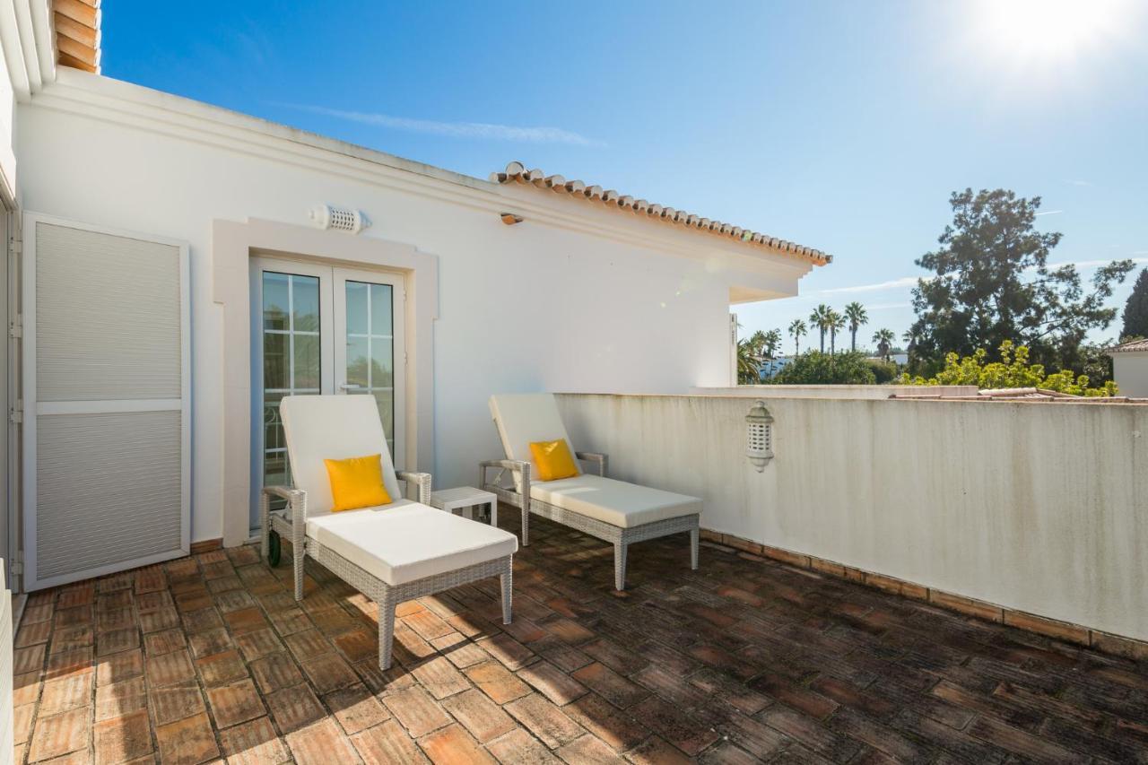 Peaceful 4Br Villa On Gramacho Golf Resort W/ Private Pool Lagoa  Luaran gambar