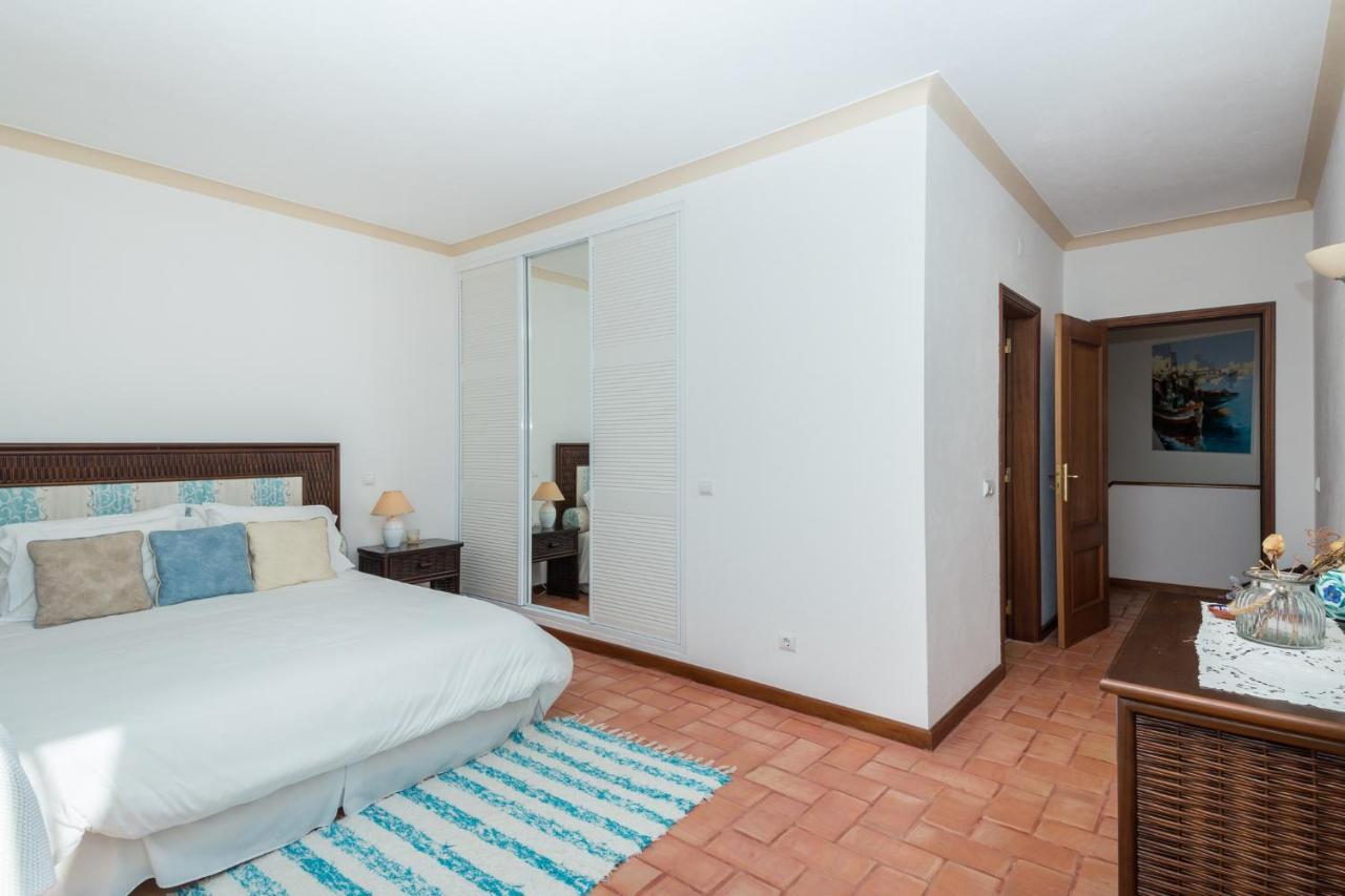 Peaceful 4Br Villa On Gramacho Golf Resort W/ Private Pool Lagoa  Luaran gambar