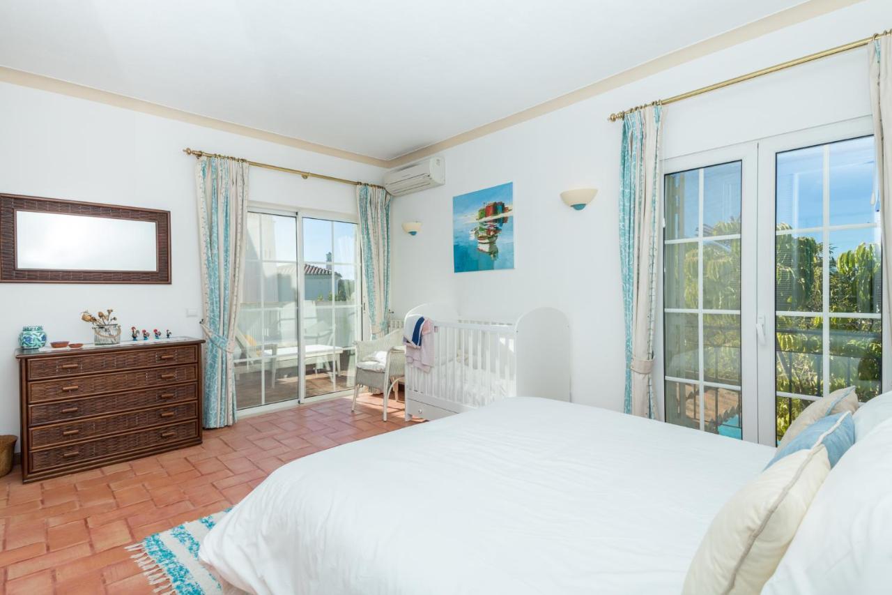 Peaceful 4Br Villa On Gramacho Golf Resort W/ Private Pool Lagoa  Luaran gambar
